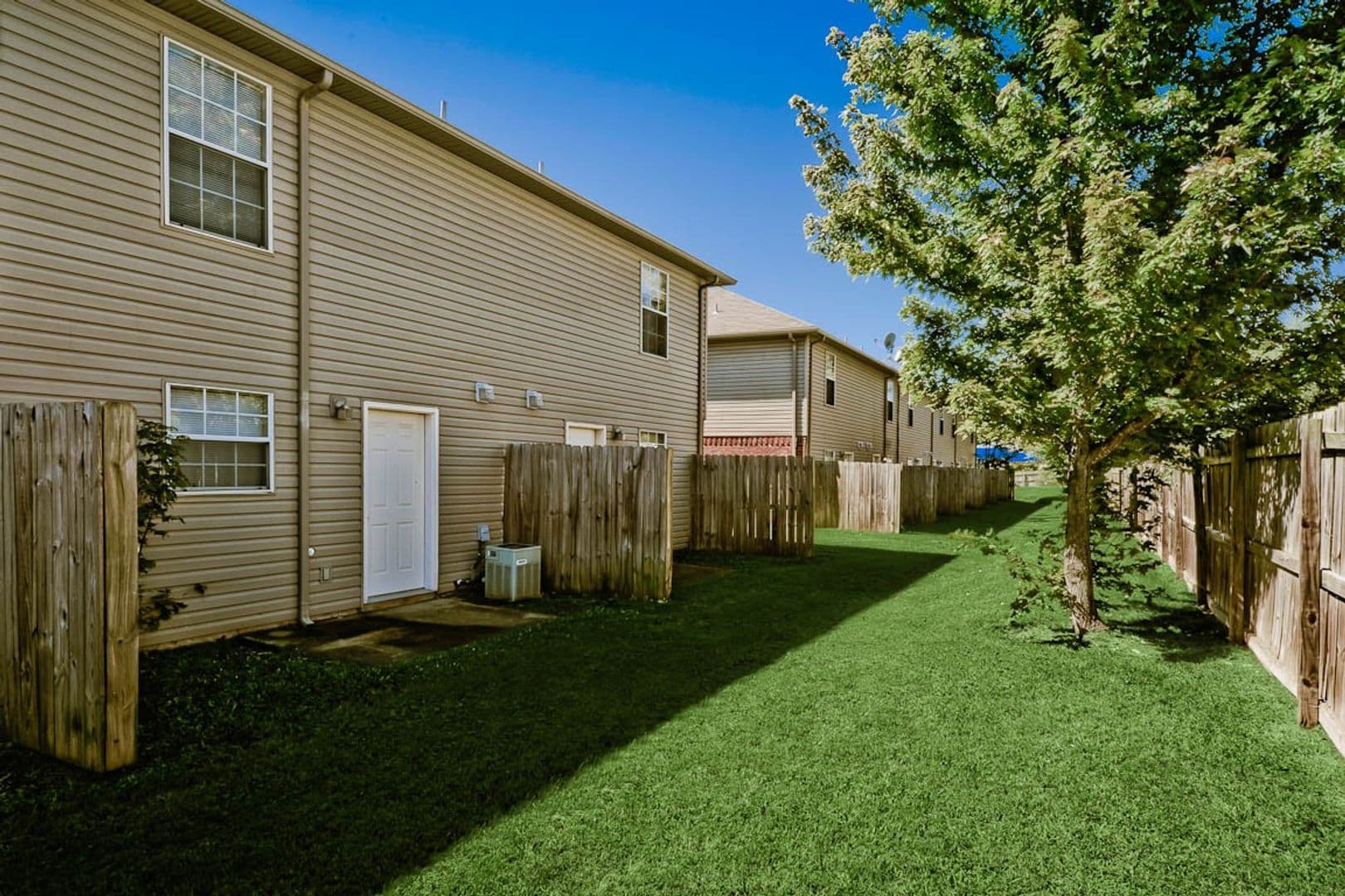 Fayetteville Apartment: 2509 Meadowview