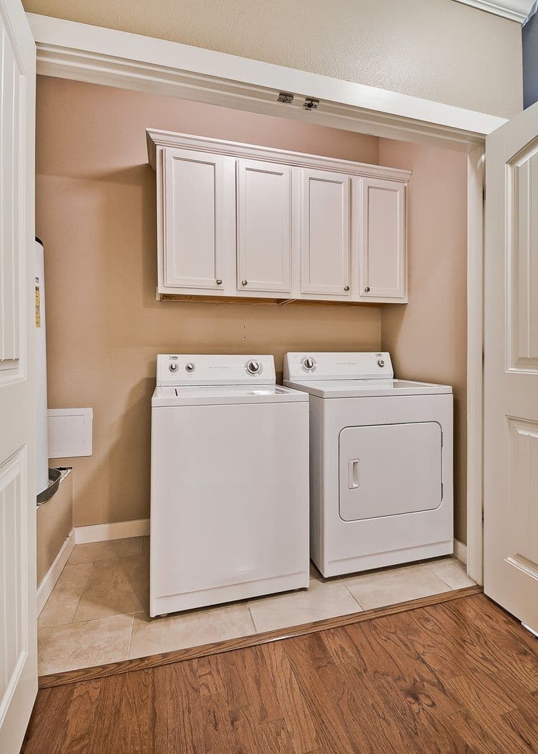 Springdale Apartment: 3822 Rochester Circle