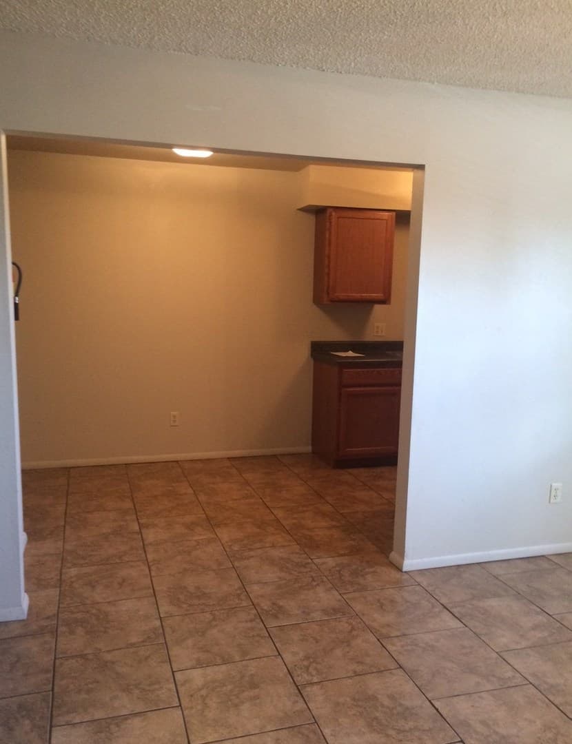 Springdale Apartment: 3624 Elm Springs Rd