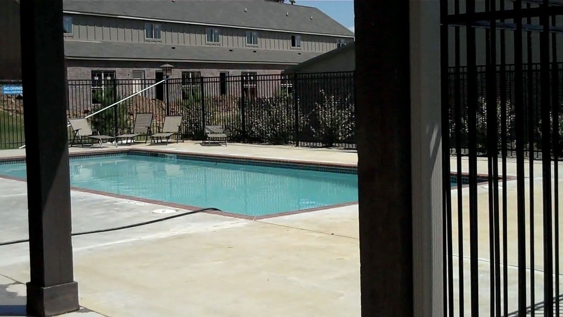 Springdale Apartment: 3822 Rochester Circle