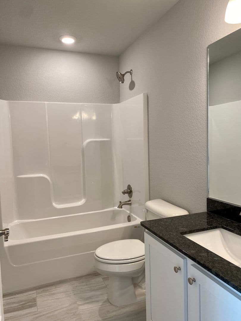 Fayetteville Apartment: Village of Sloanbrooke