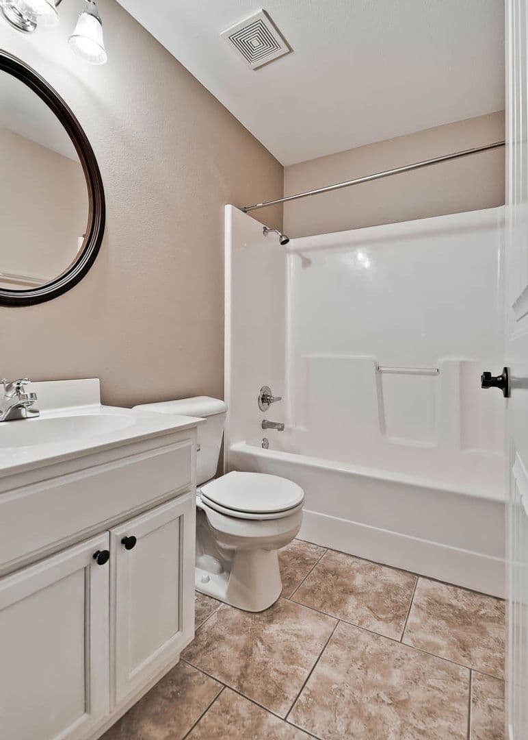 Rogers Apartment: 574 N. 24th St.