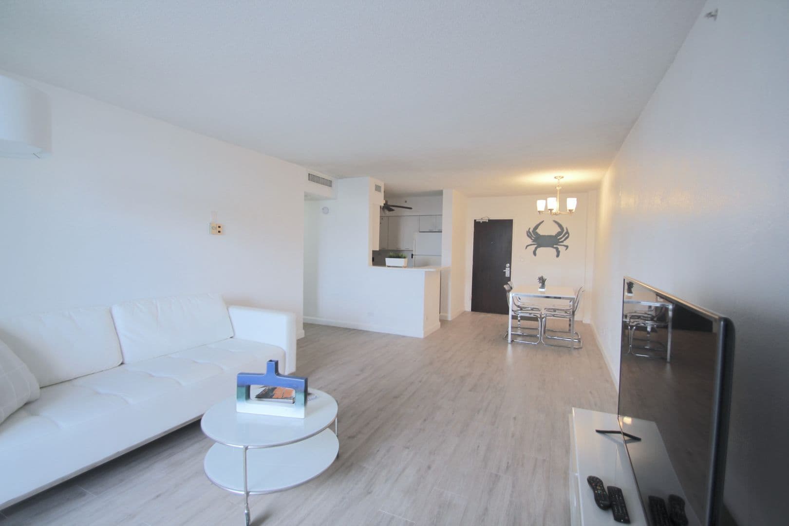 Miami Beach House: 1500 Bay Road