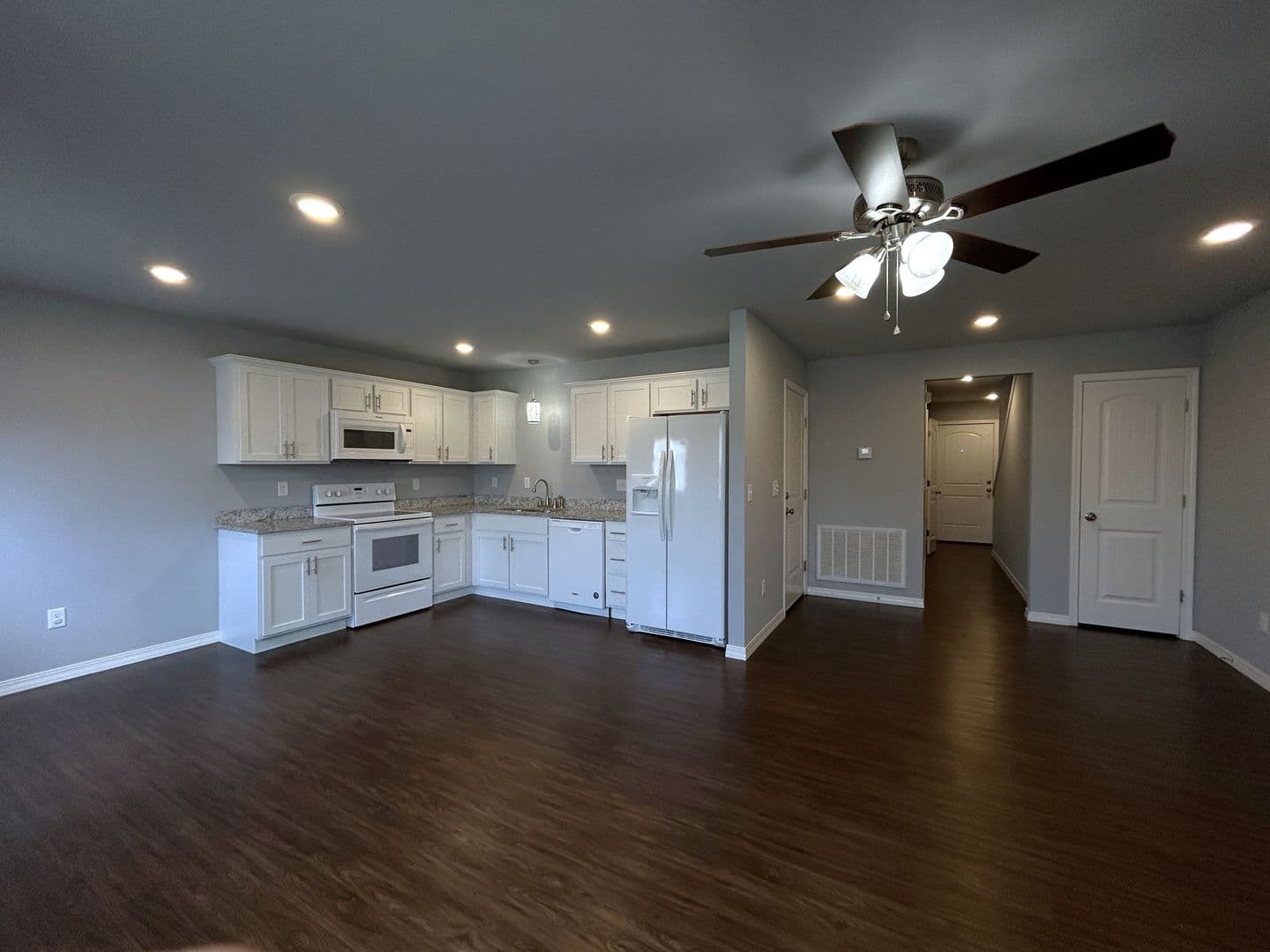 Rogers Apartment: 624 N 6th Street