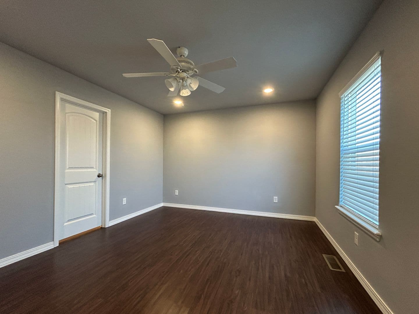 Rogers Apartment: 624 N 6th Street