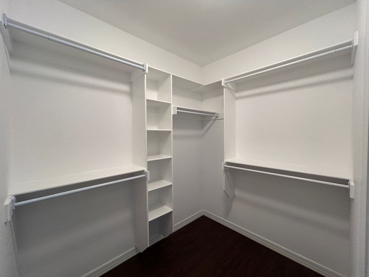 Rogers Apartment: 624 N 6th Street