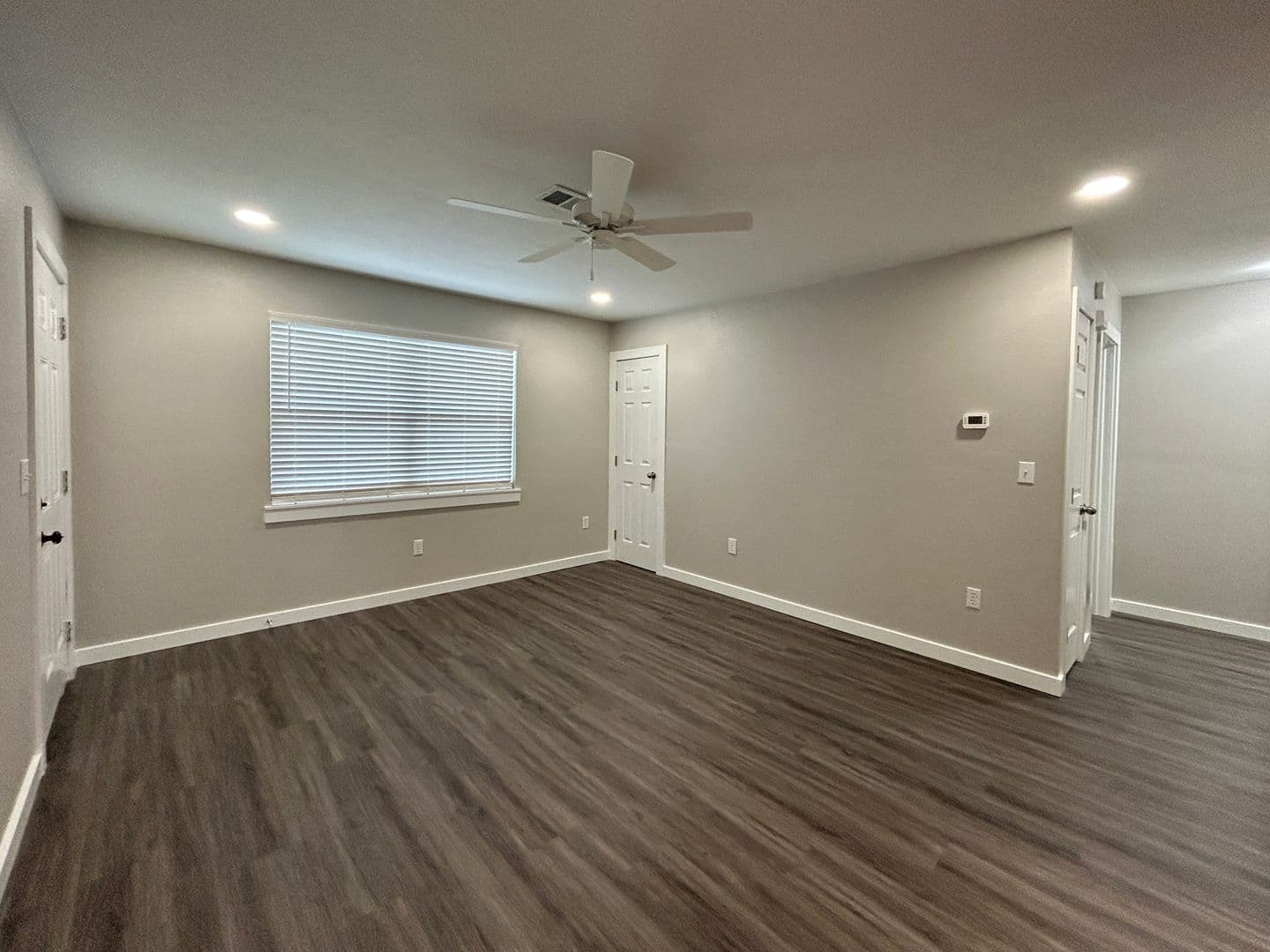 Rogers Apartment: 612 N 6th Street