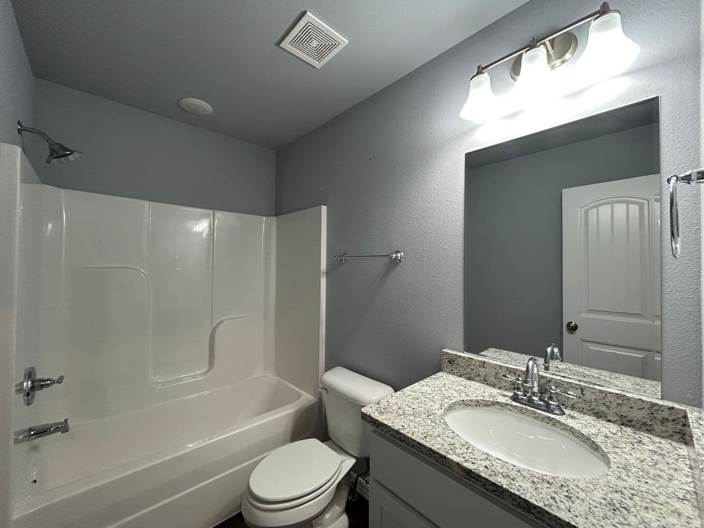 Rogers Apartment: 624 N 6th Street