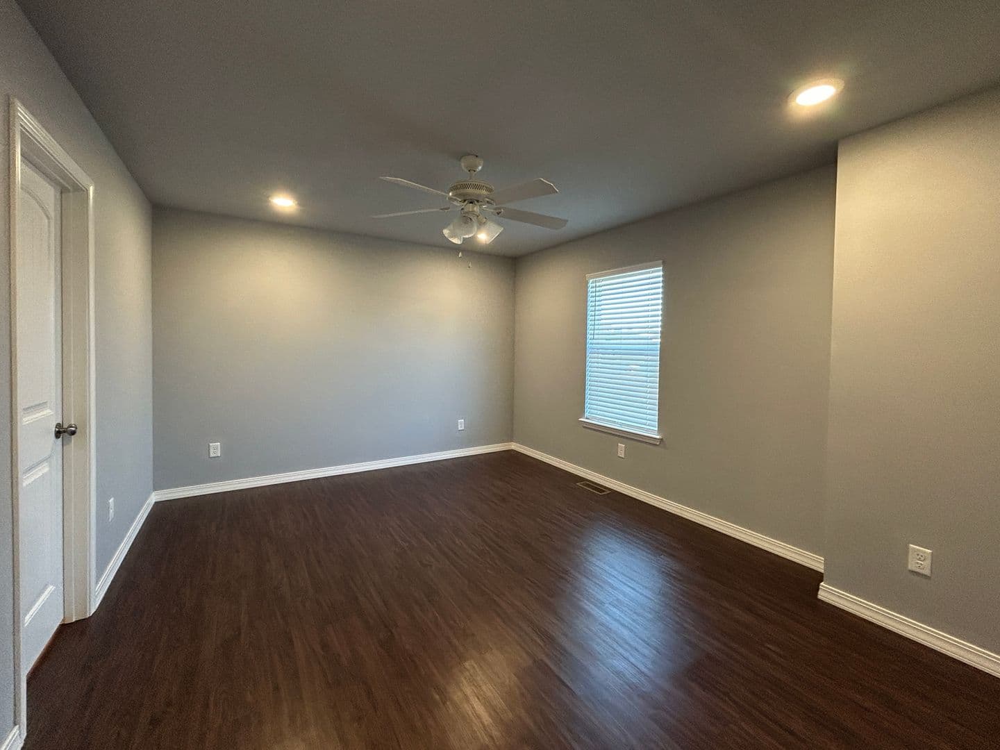 Rogers Apartment: 624 N 6th Street