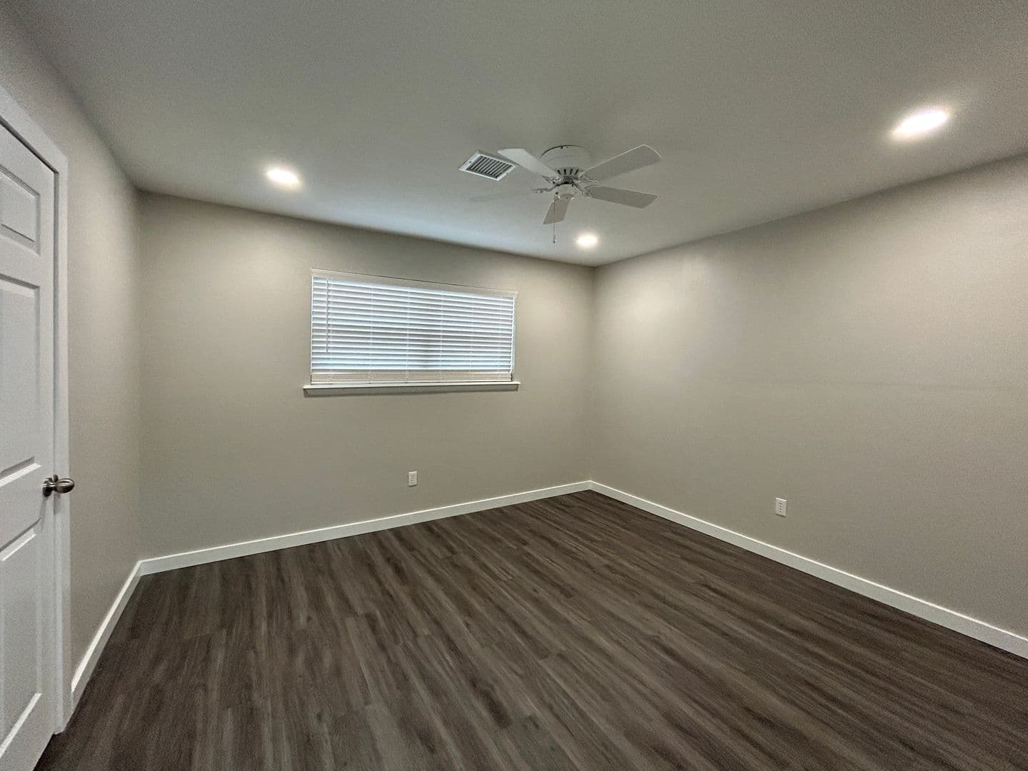 Rogers Apartment: 612 N 6th Street