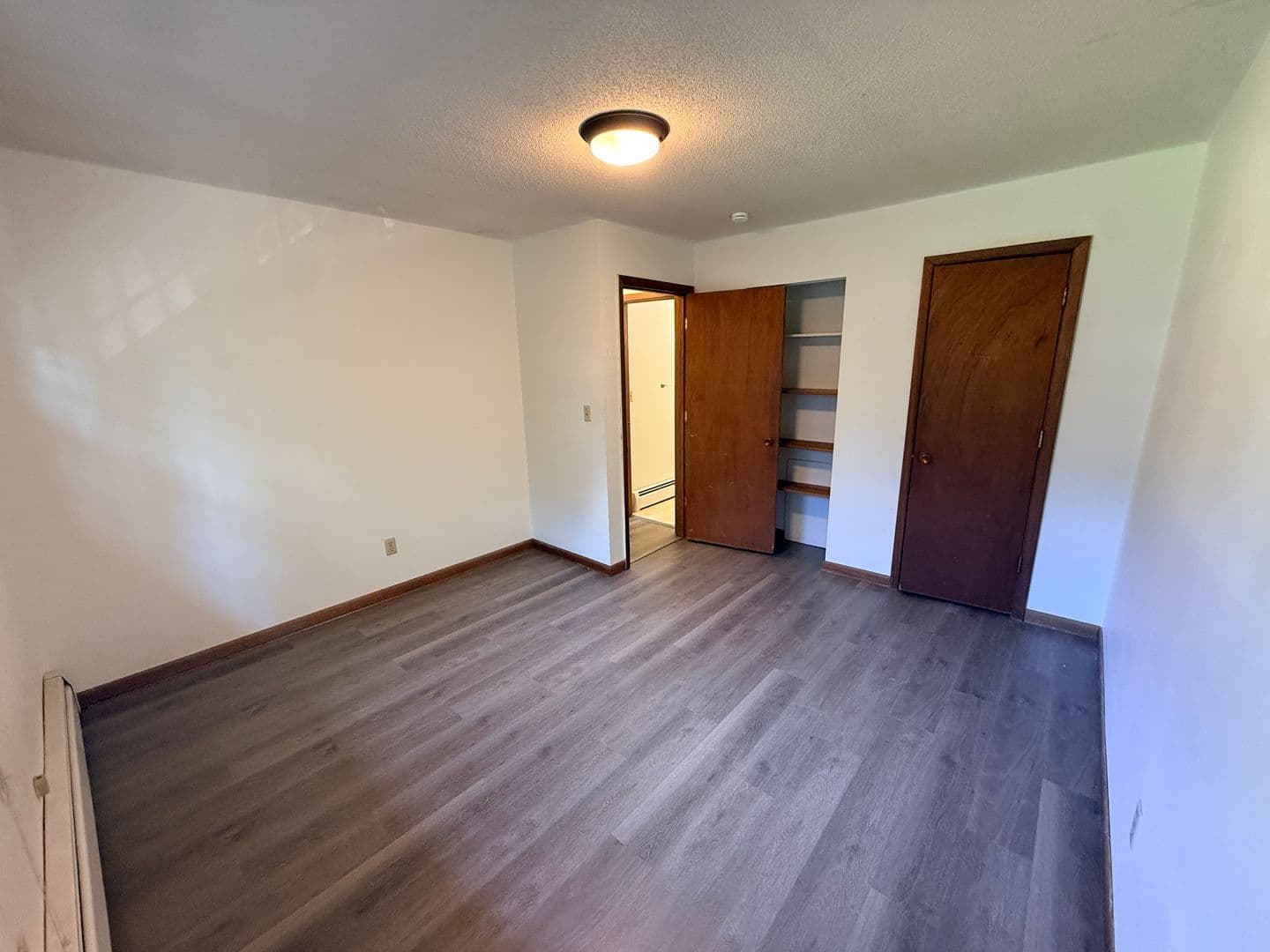 La Crosse Apartment: 3411-3427 Elm Dr