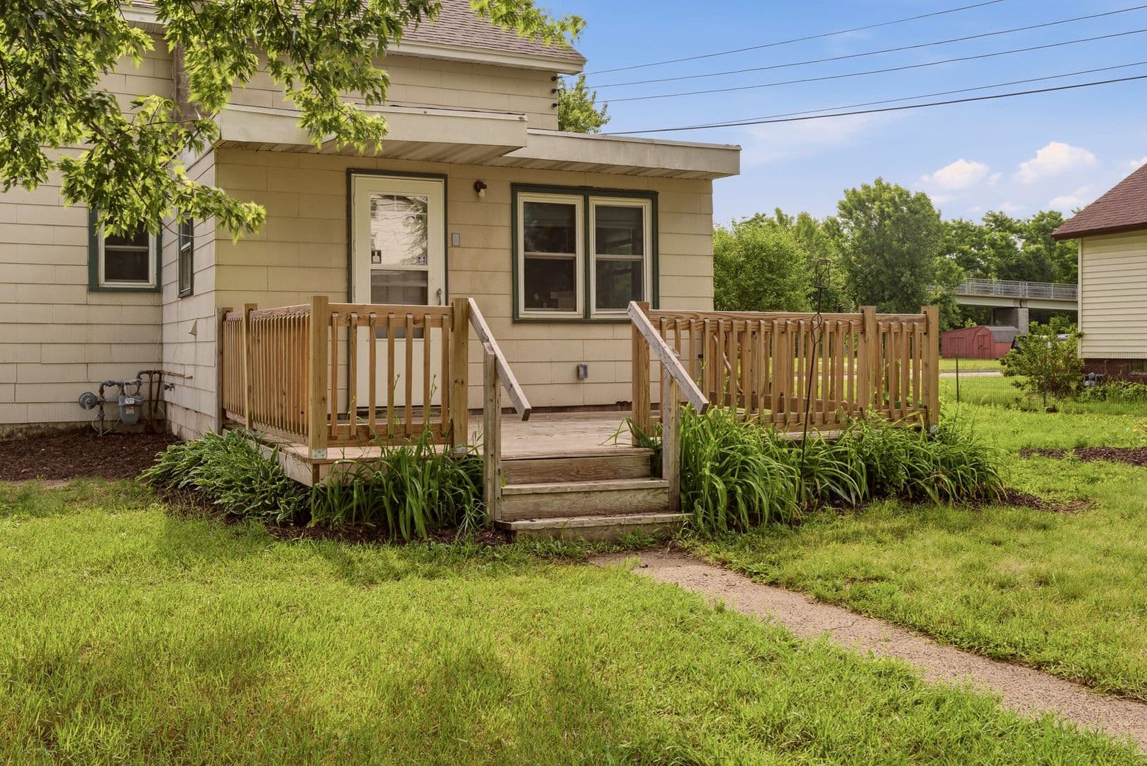 La Crosse House: 2737 Hamilton St