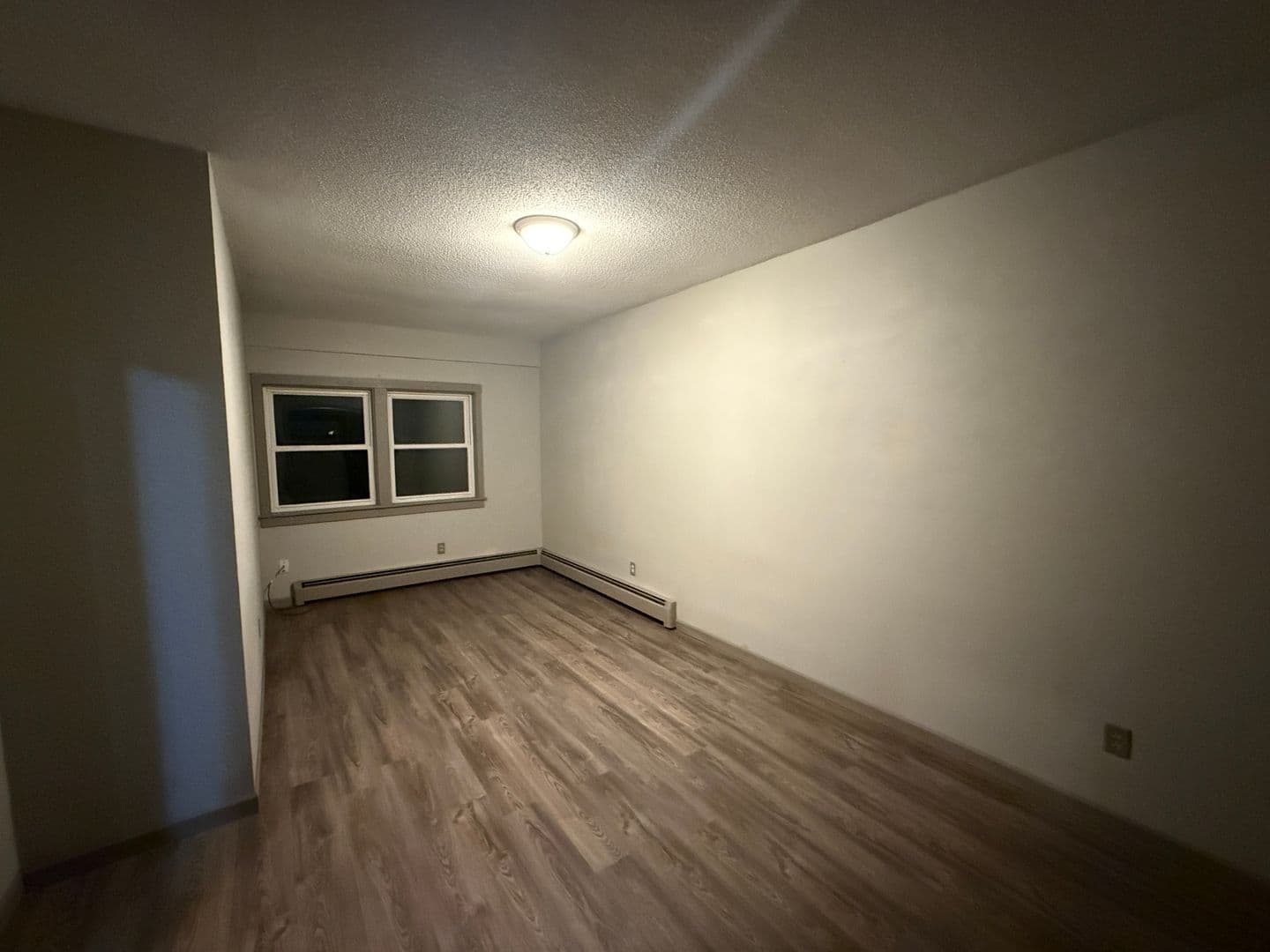 La Crosse Apartment: 3411-3427 Elm Dr
