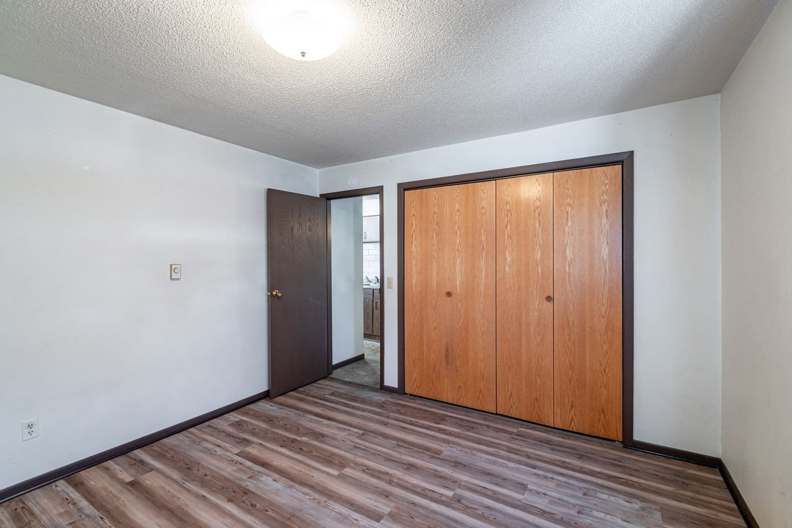 New Albin Apartment: 375 Plum St