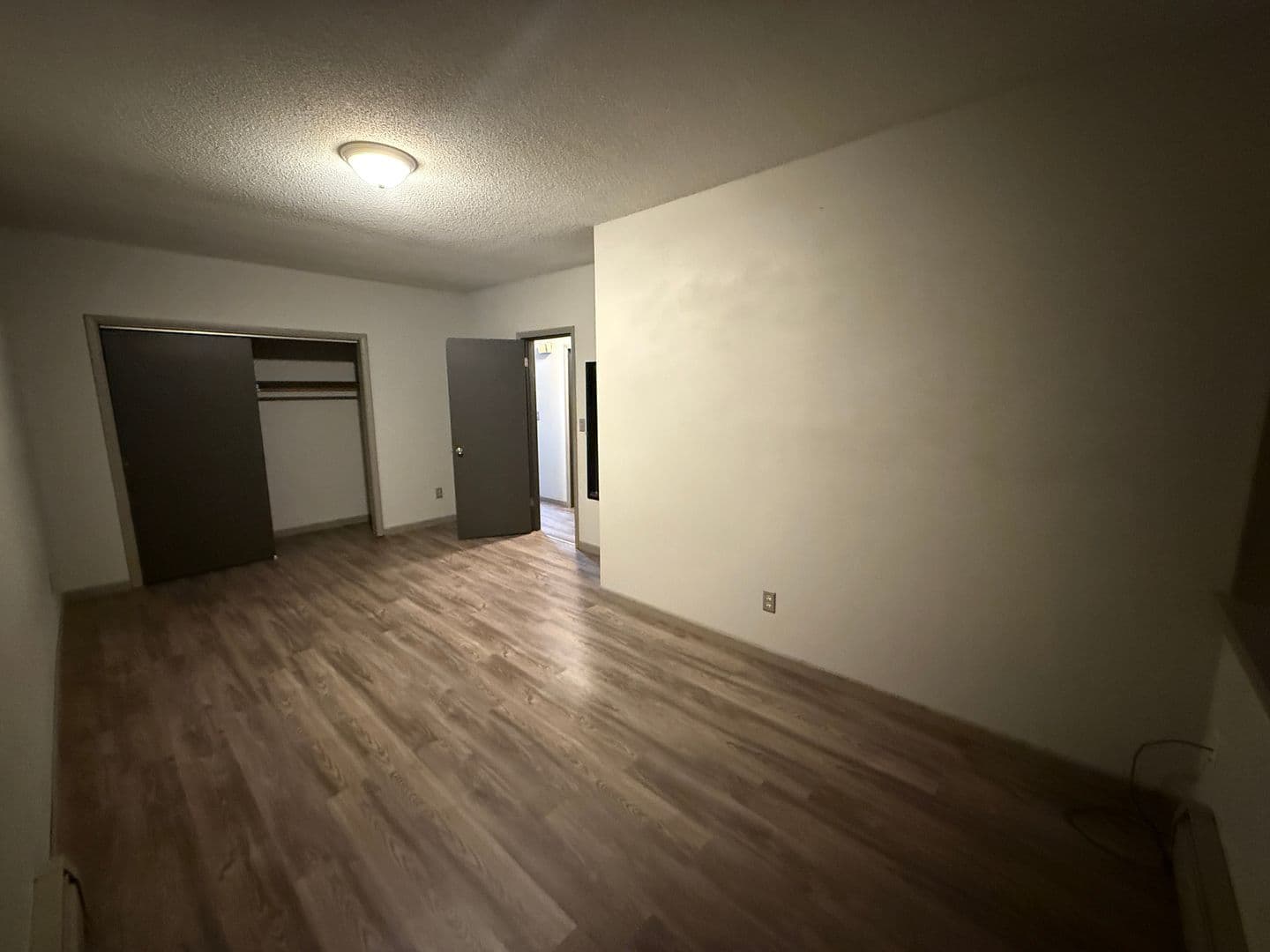 La Crosse Apartment: 3411-3427 Elm Dr