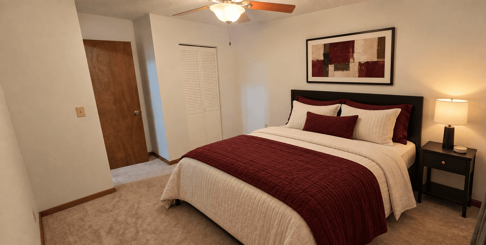 St Charles Apartment: 1160 Oakview Drive