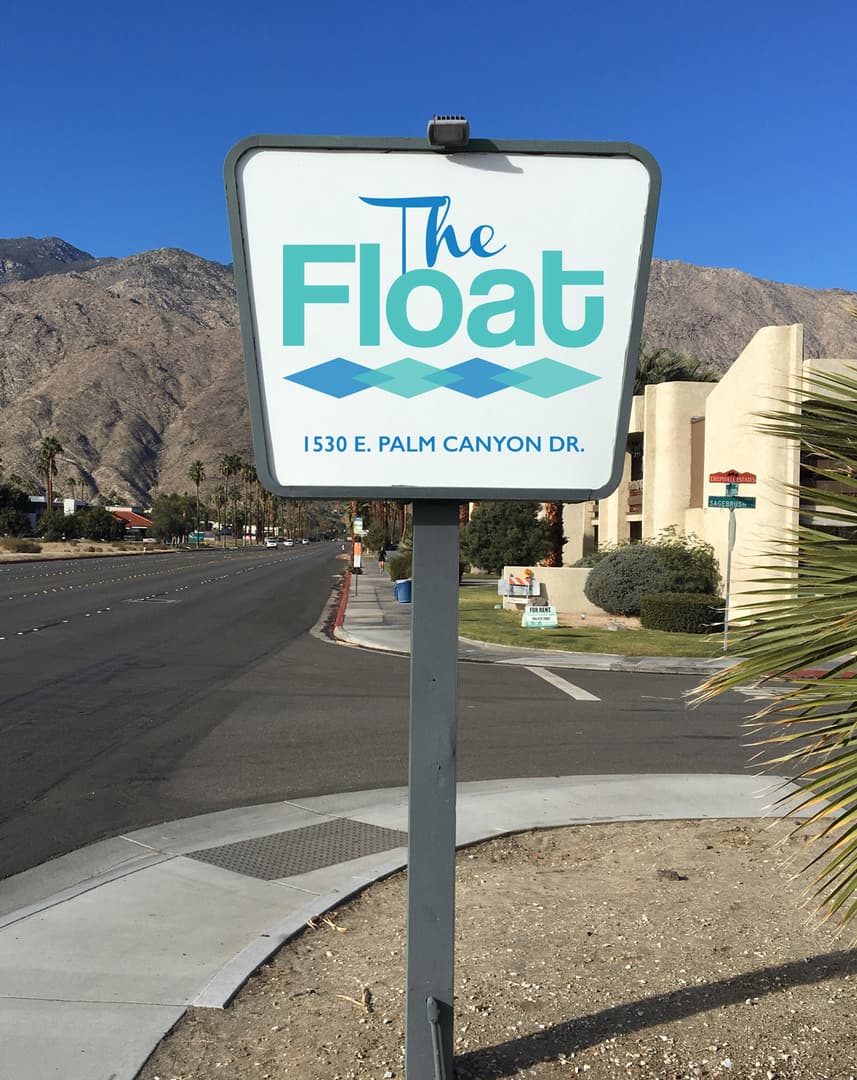 Palm Springs Apartment: 1530 E. Palm Canyon Dr.