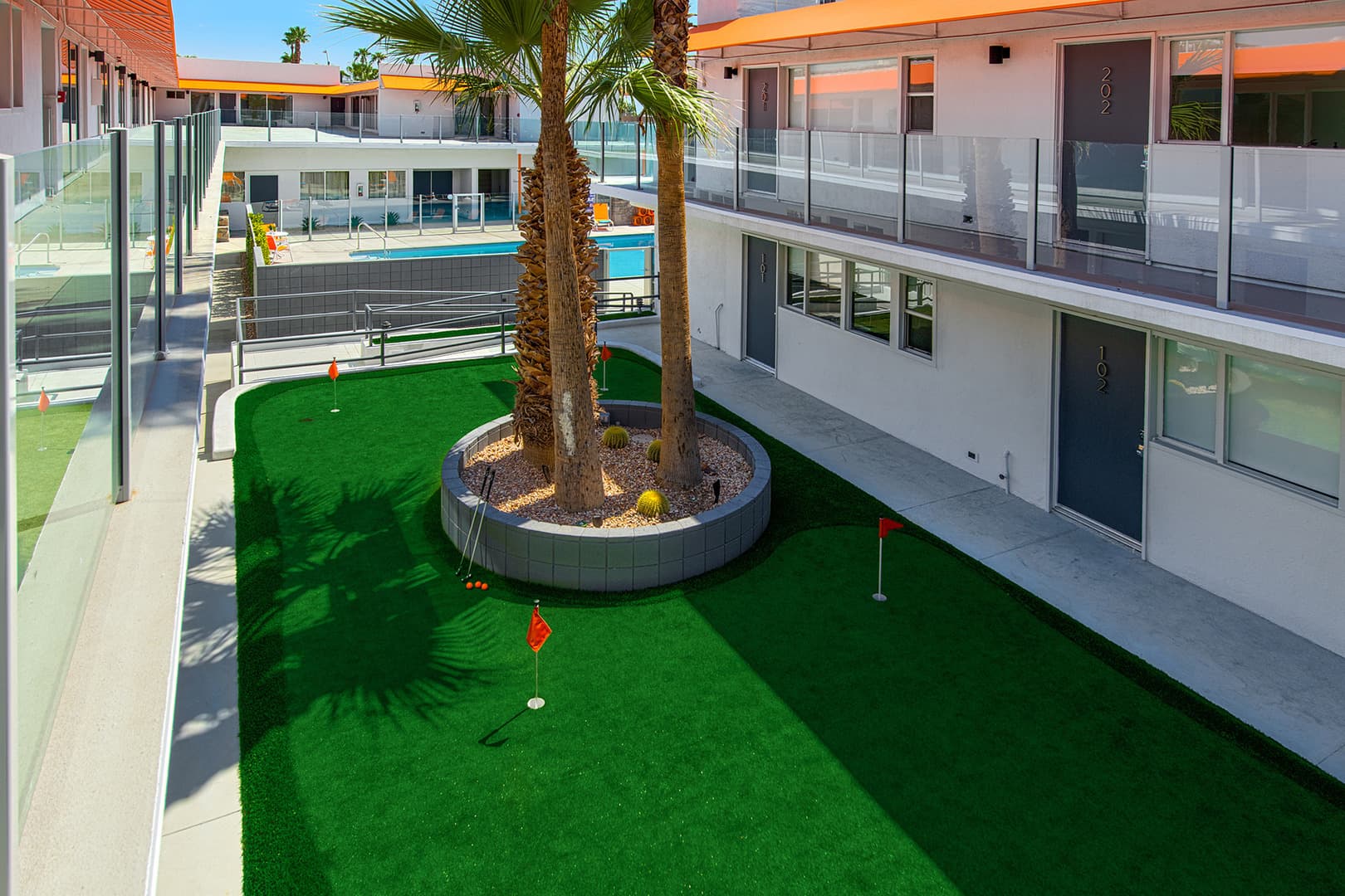 Palm Springs Apartment: 140 W. Via Lola