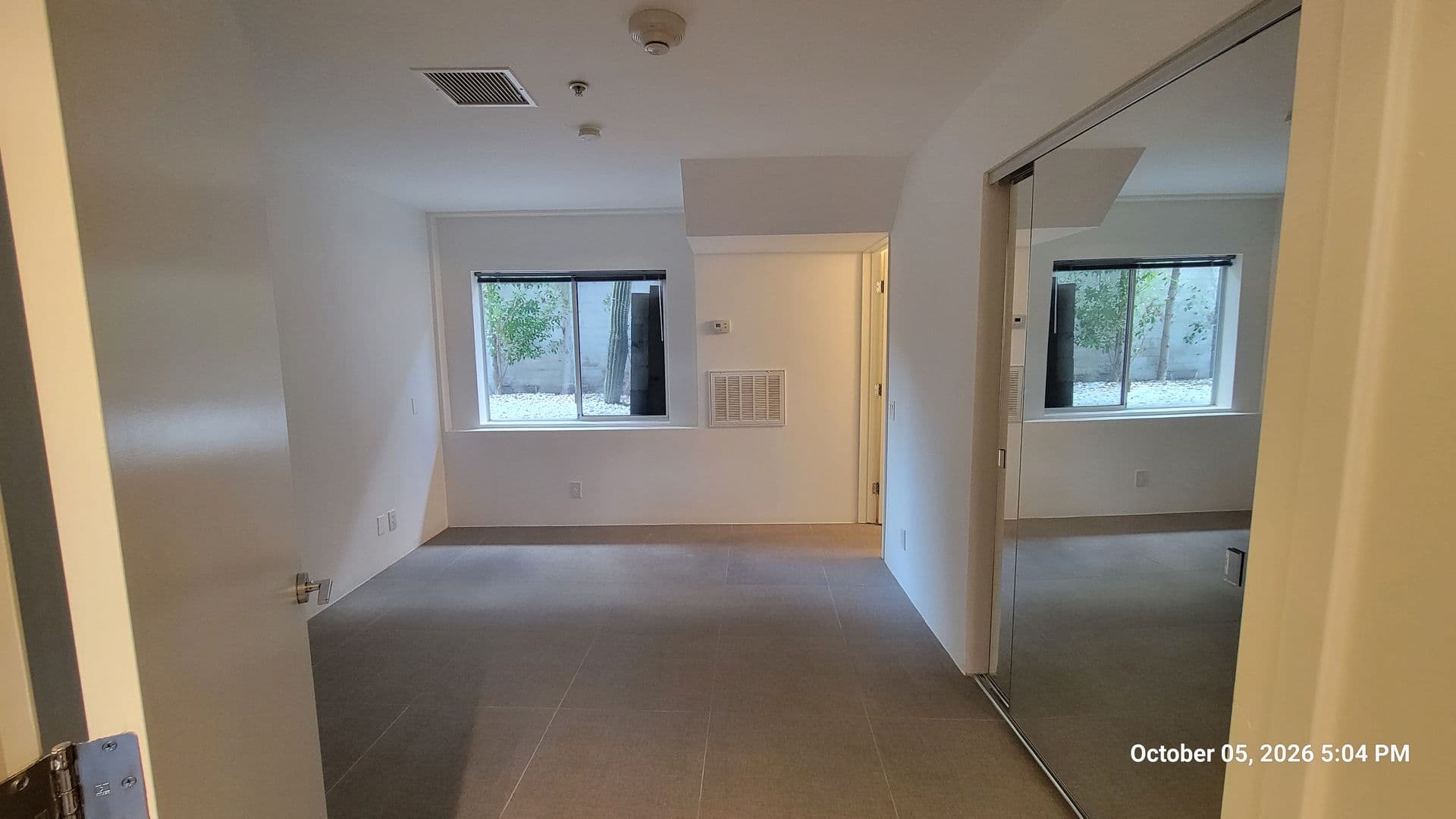 Palm Springs Apartment: 140 W. Via Lola