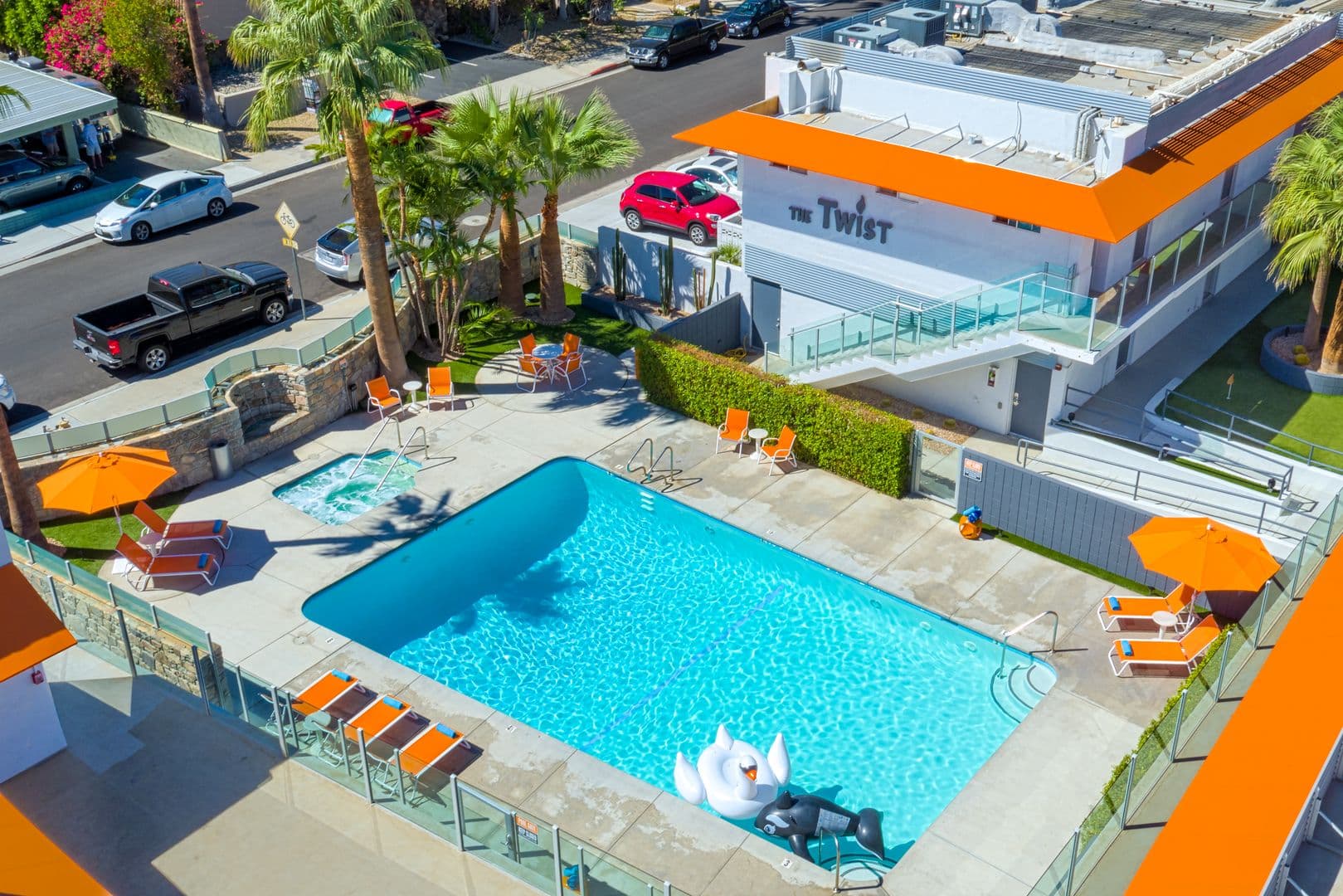 Palm Springs Apartment: 140 W. Via Lola