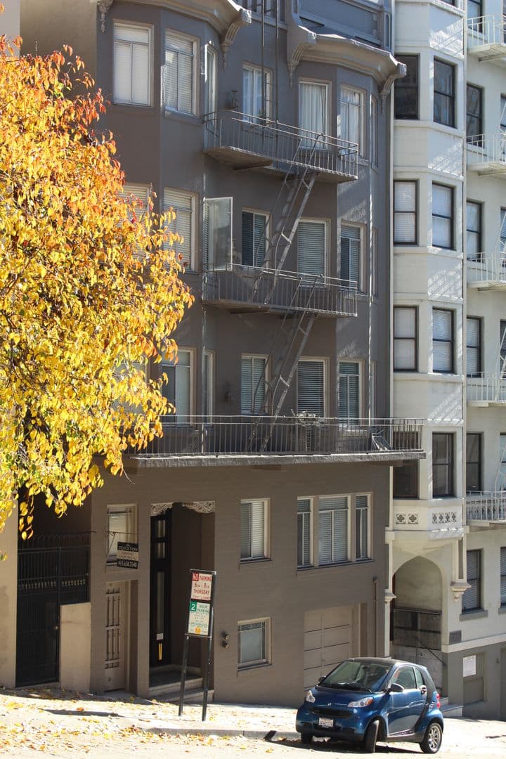 San Francisco Apartment: 540 Stockton St