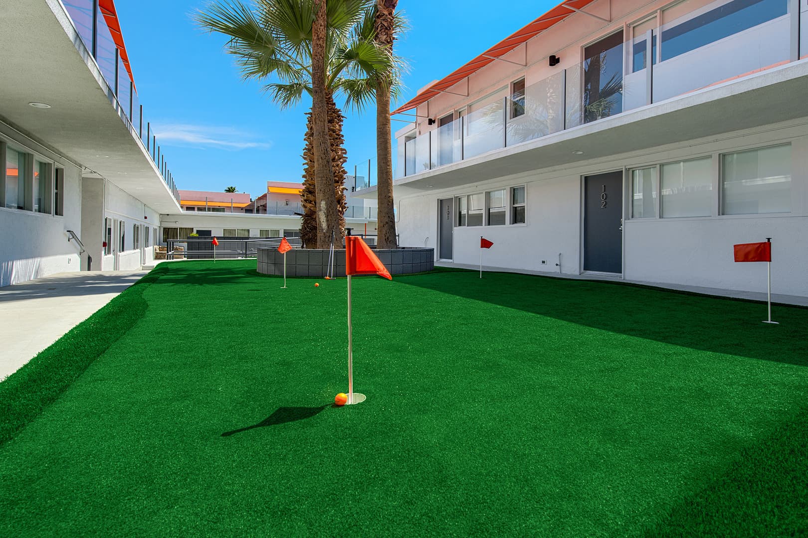 Palm Springs Apartment: 140 W. Via Lola
