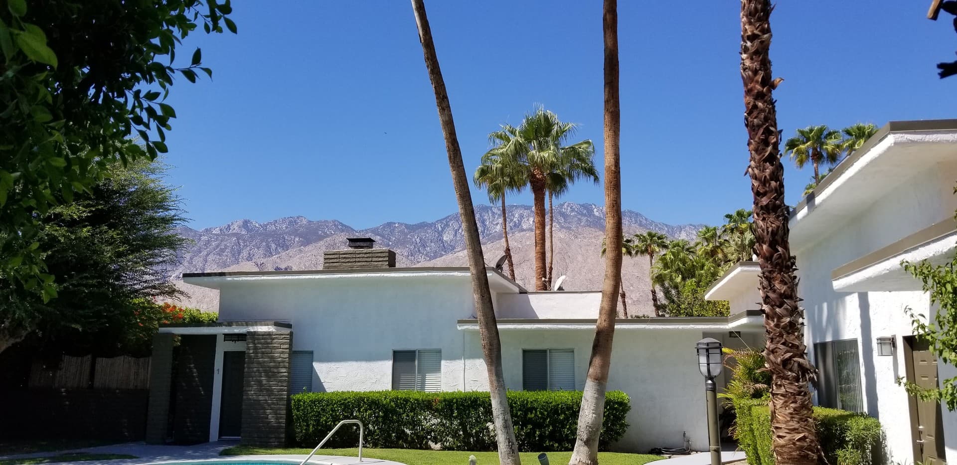 Palm Springs Apartment: 2970 Ranchero Dr