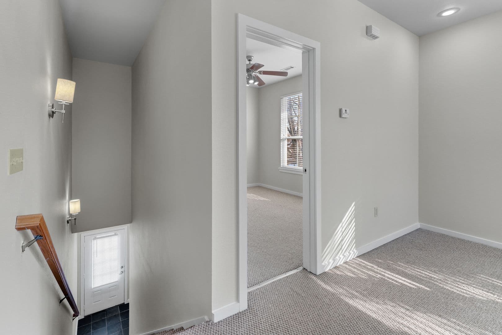 Fayetteville House: 40 E Maple Street #2