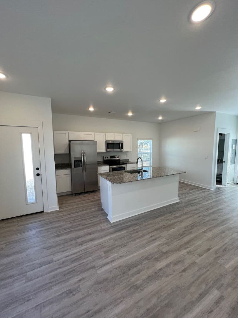 Centerton House: 1071 Ventnor Avenue