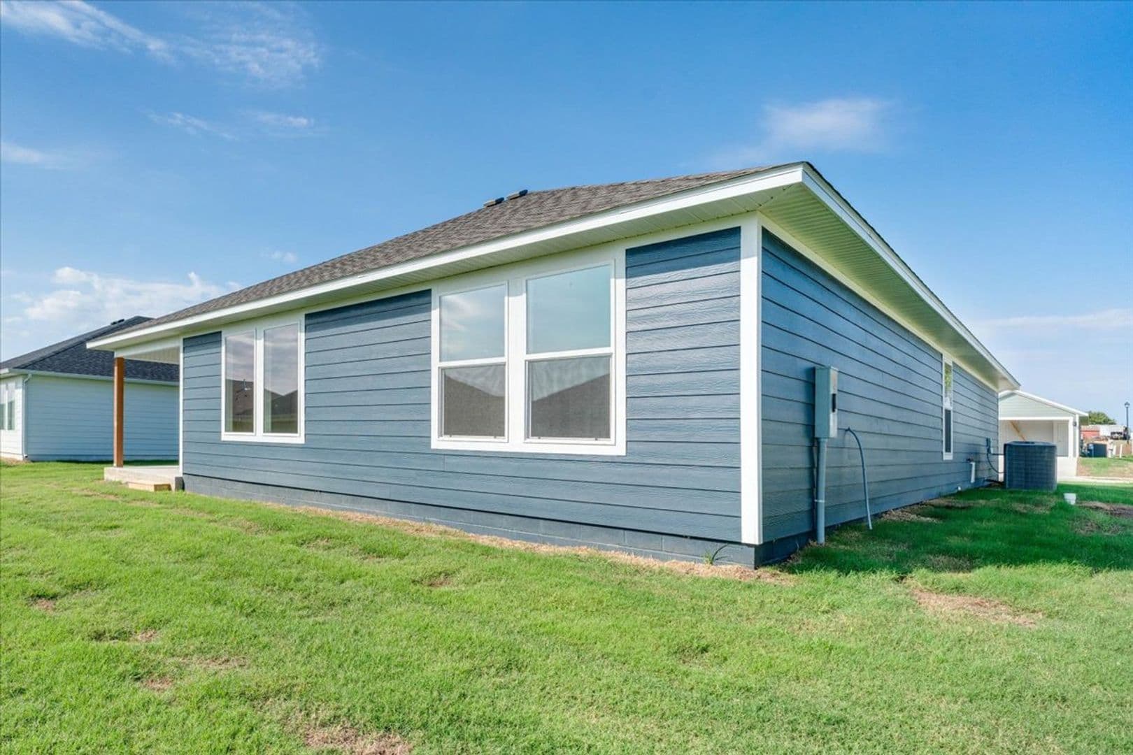 Prairie Grove House: 571 Riggs Street