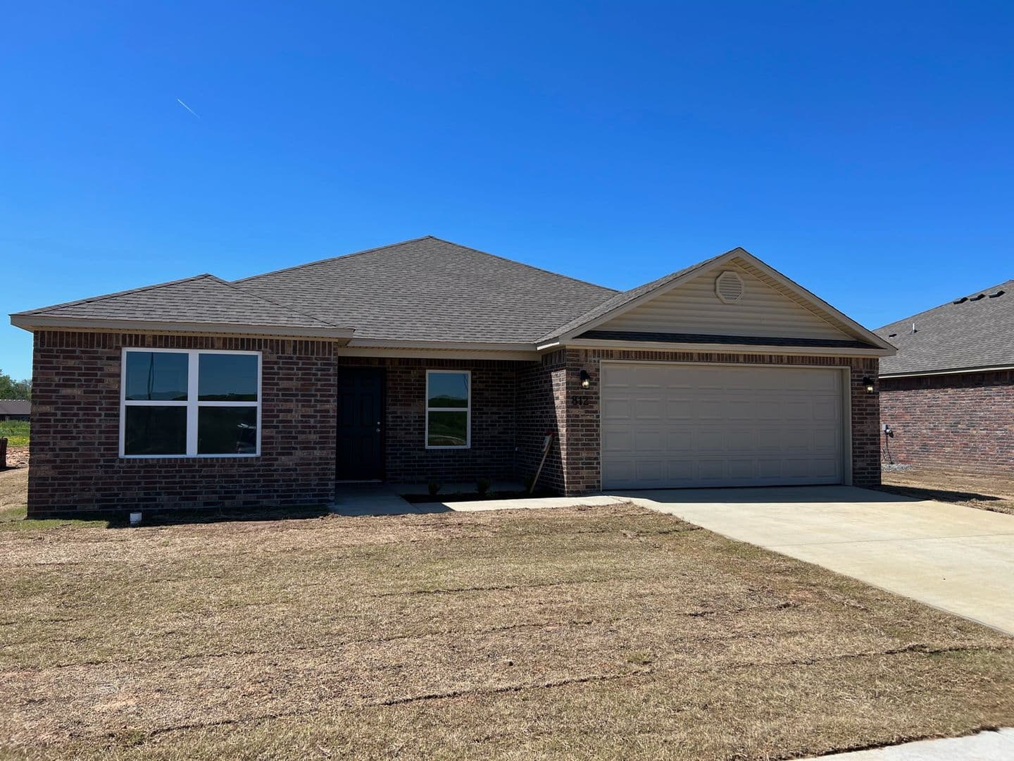 Siloam Springs House: 812 W Tanner Drive