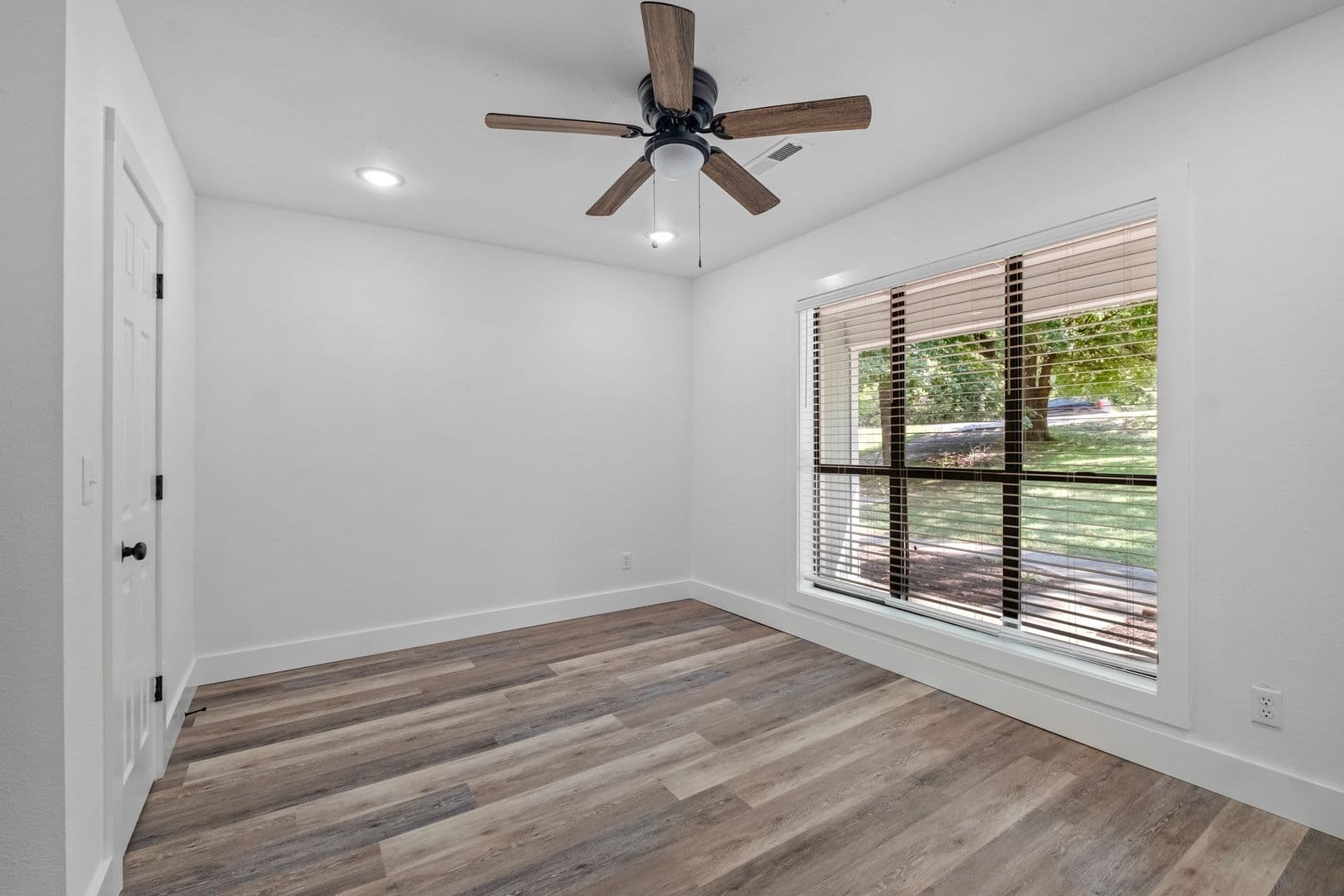 Springdale Apartment: 4024 Wagon Wheel Road