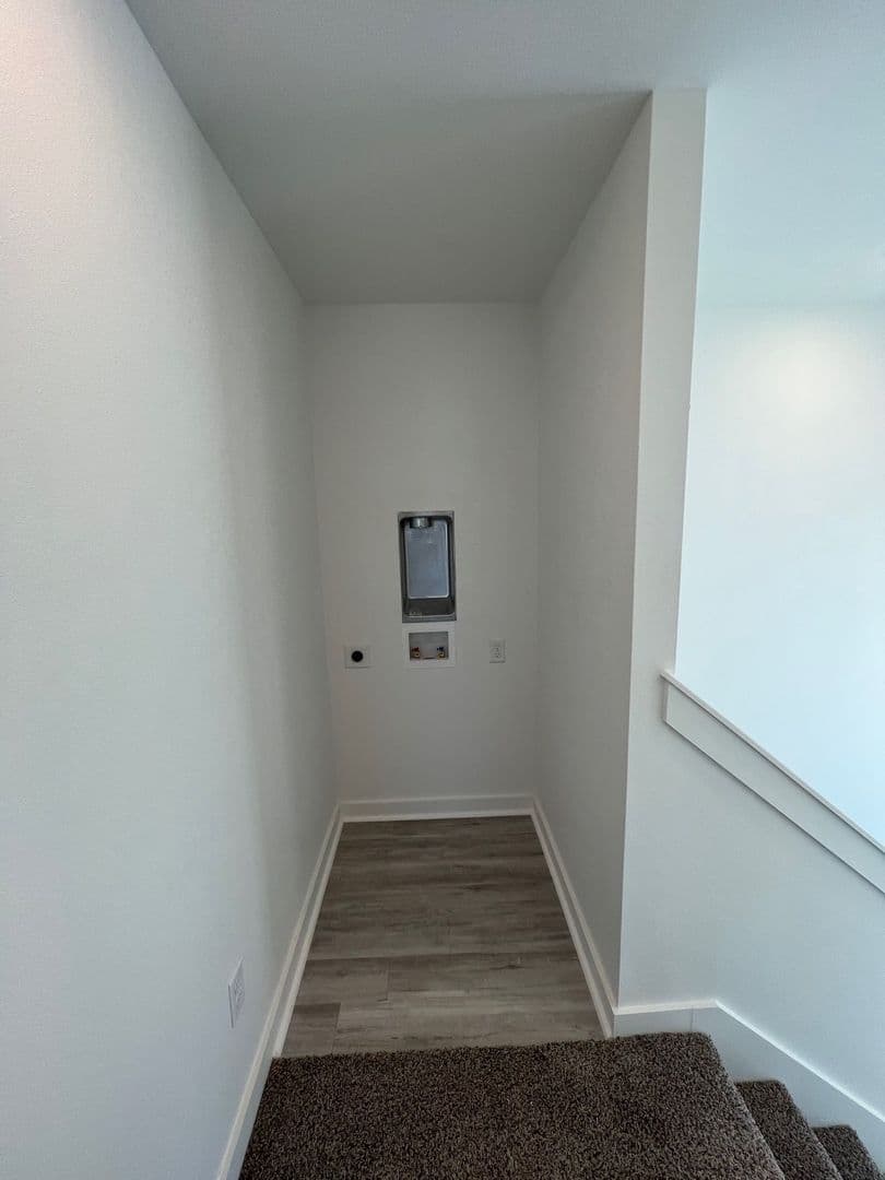 Centerton House: 1071 Ventnor Avenue