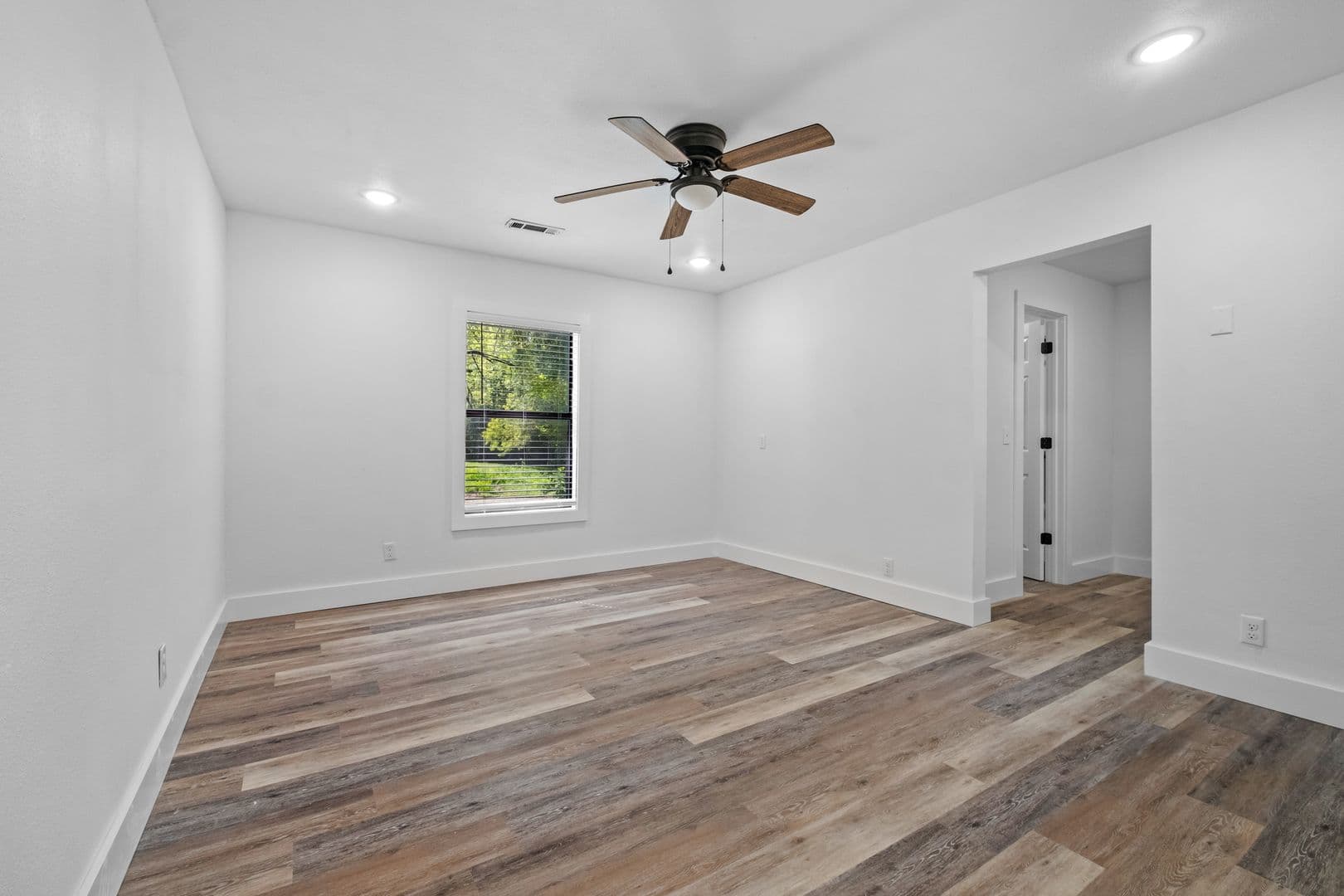Springdale Apartment: 4024 Wagon Wheel Road