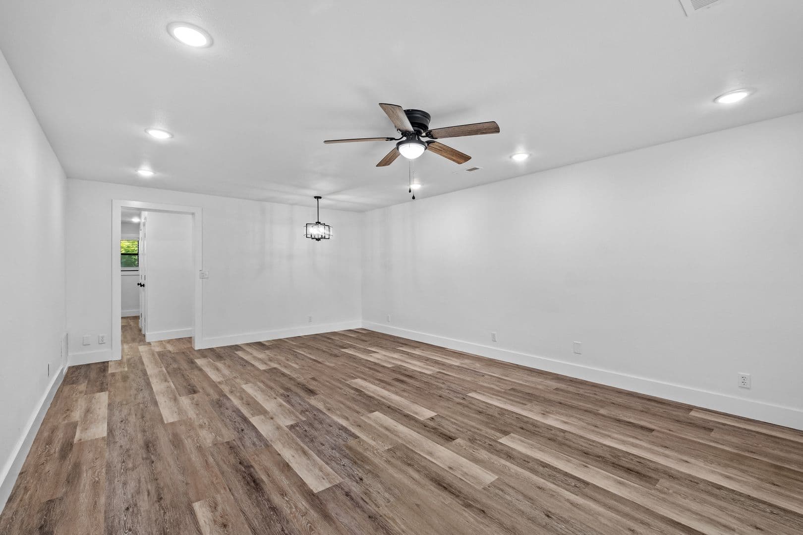 Springdale Apartment: 4024 Wagon Wheel Road