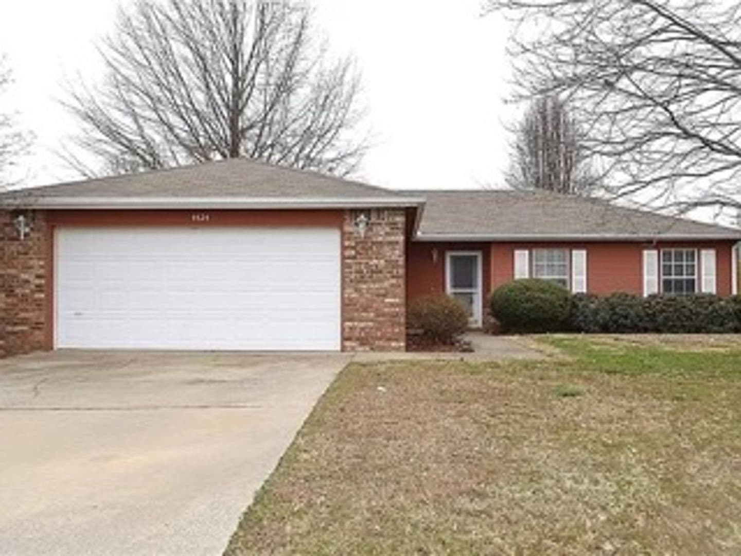 Fayetteville House: 4424 Chaparral Lane