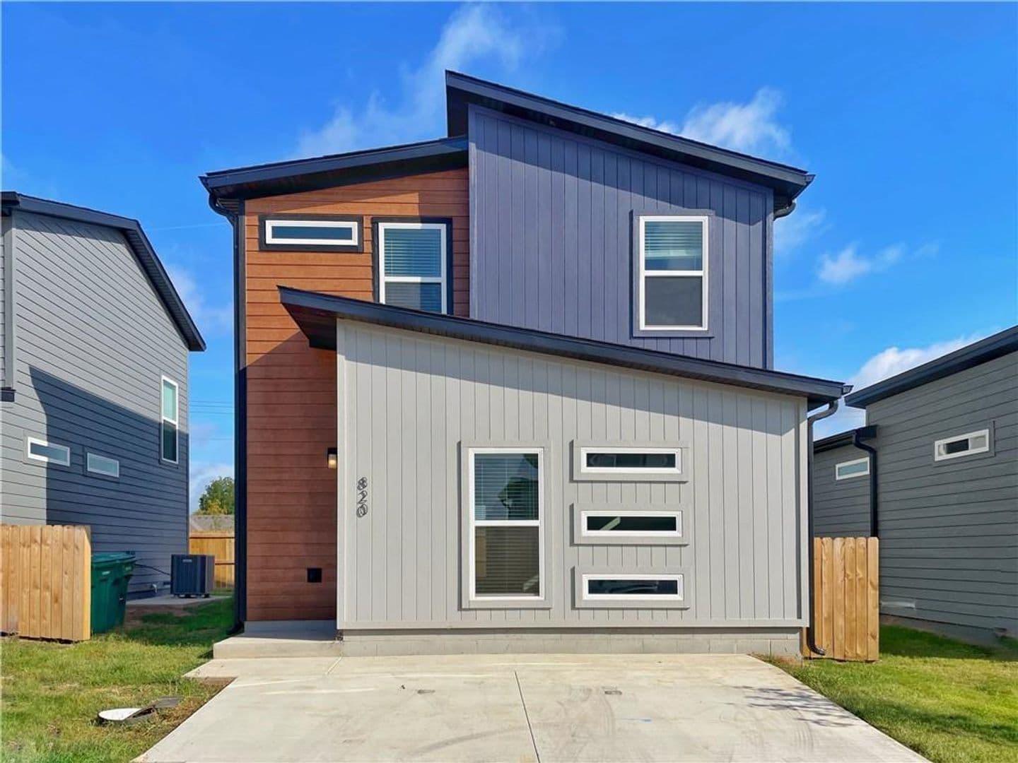 Centerton House: 820 Boardwalk Ave.