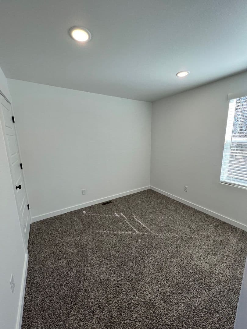 Centerton House: 1071 Ventnor Avenue