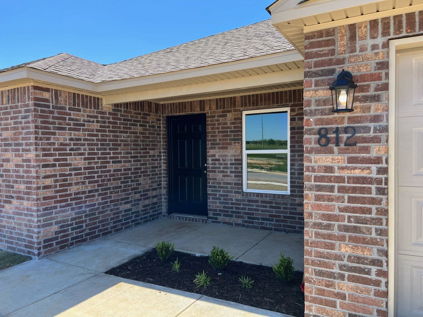 Siloam Springs House: 812 W Tanner Drive