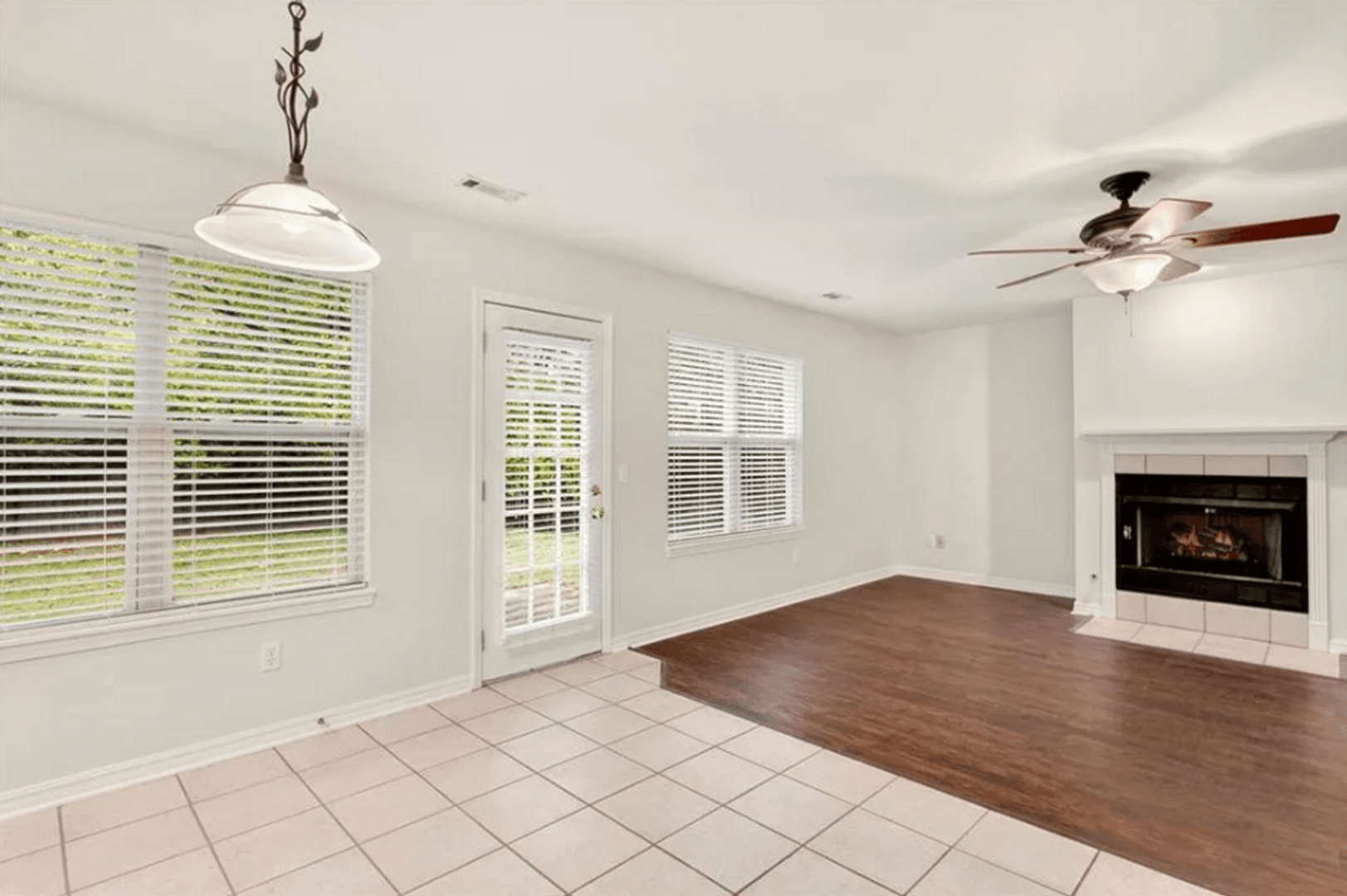 Fayetteville House: 1480 E Masonic Drive