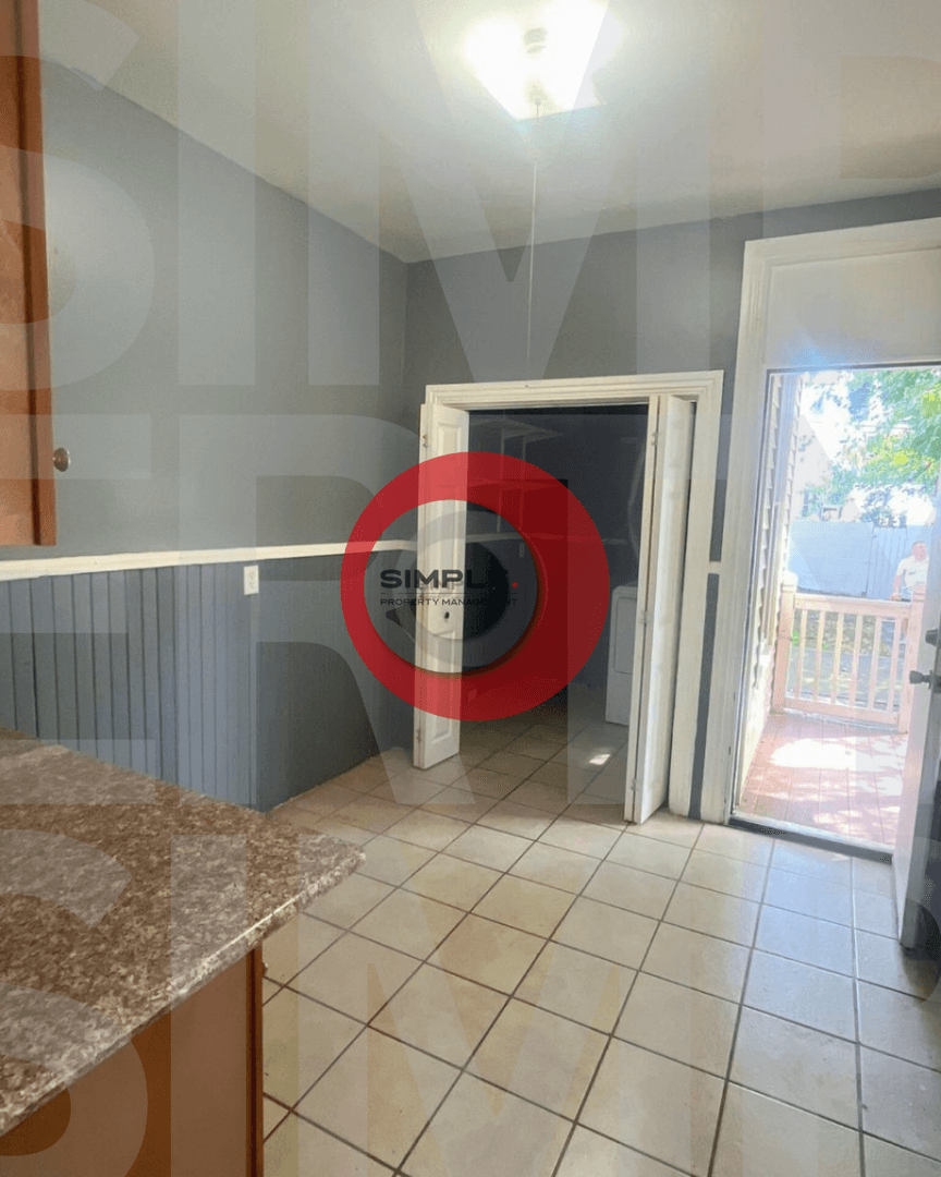 Reading House: 1025 North Front Street