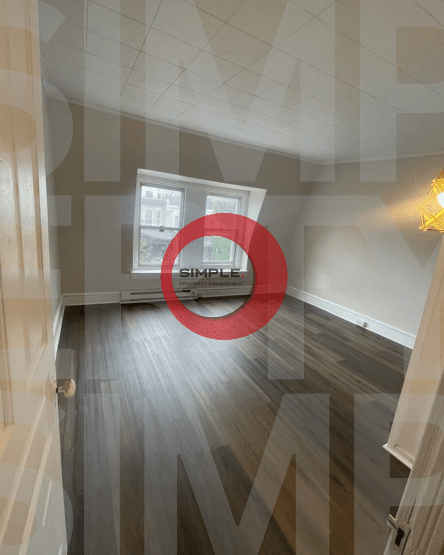 Reading House: 1041 North 4th Street