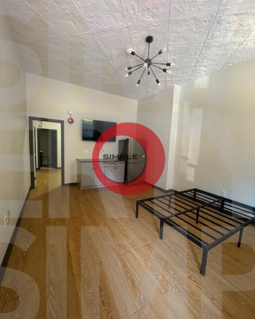 Reading Apartment: 1216 Perkiomen Avenue