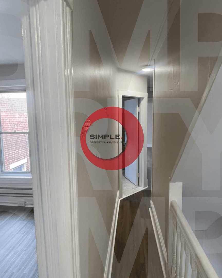 Reading House: 1041 North 4th Street