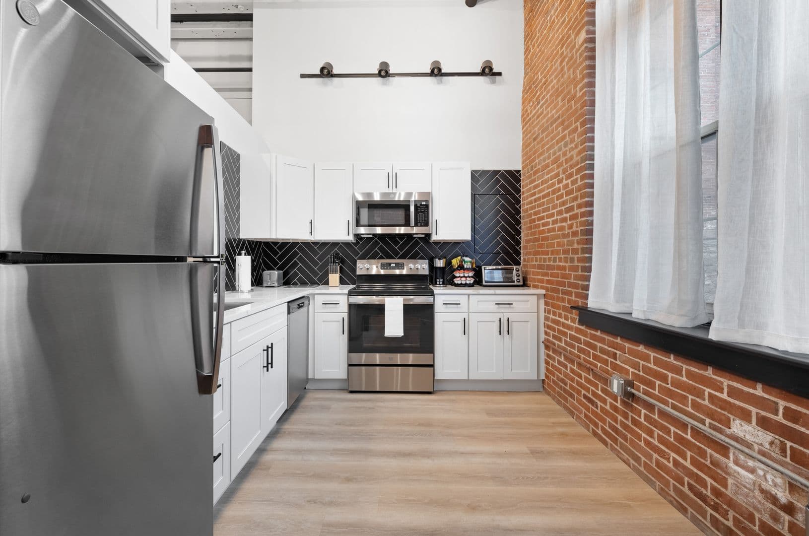 Reading Apartment: 1200 North 11th Street