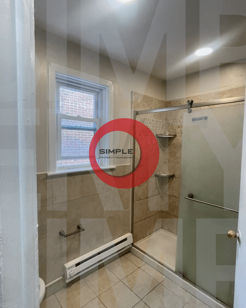Reading House: 1041 North 4th Street