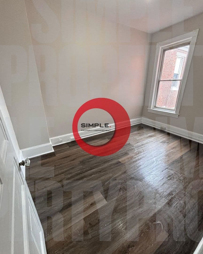 Reading House: 1041 North 4th Street