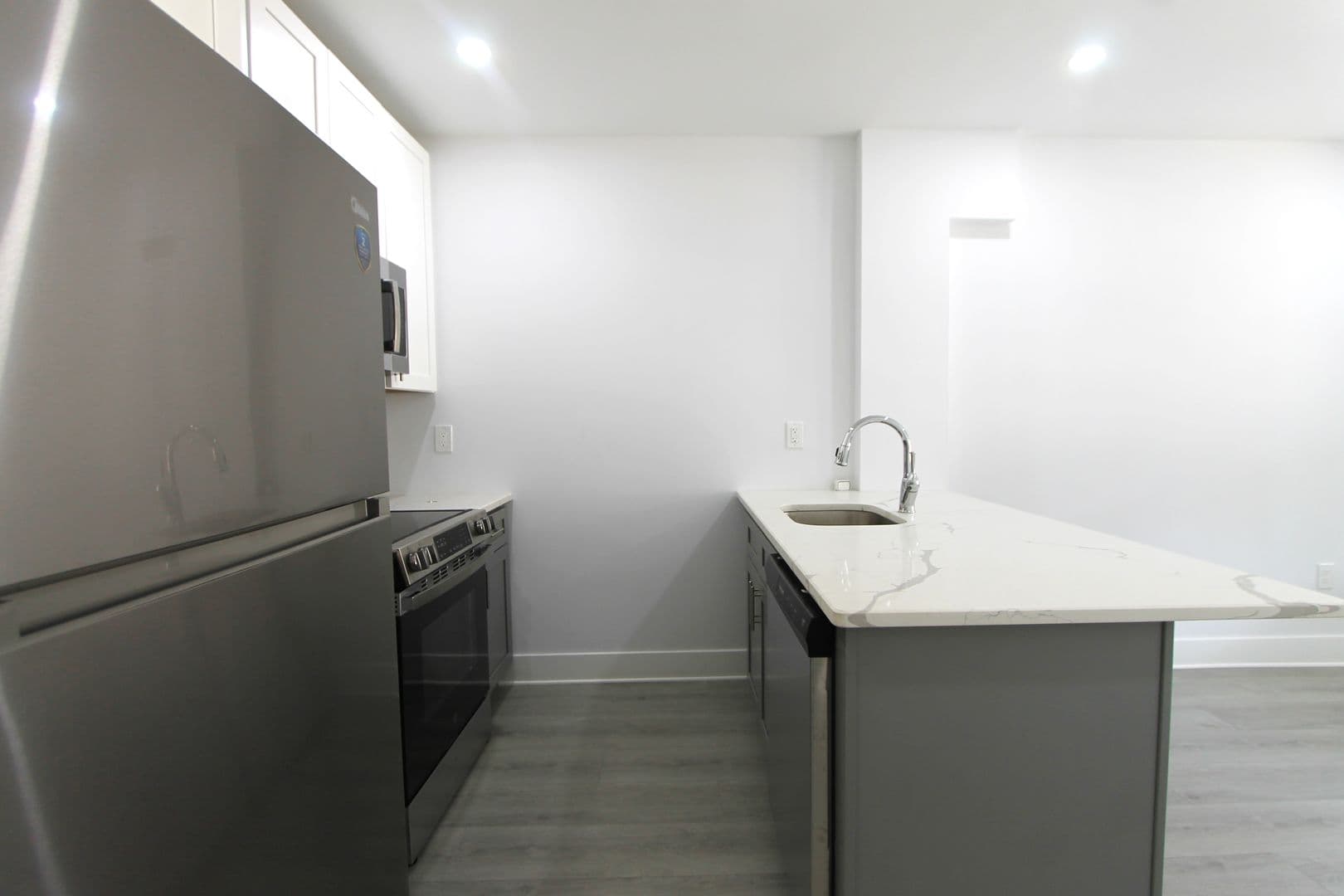 Philadelphia Apartment: 103 East Coulter Street