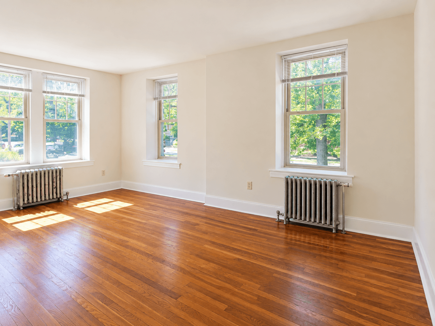Philadelphia Apartment: 6640 Sprague Street
