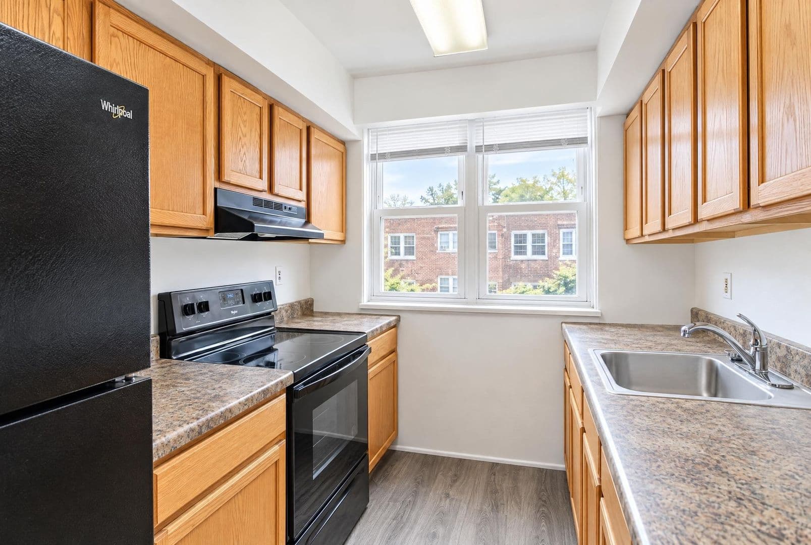 Philadelphia Apartment: 510 S Pleasant Place